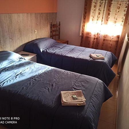 Hostal Galicia Figueres (Girona) Exterior foto